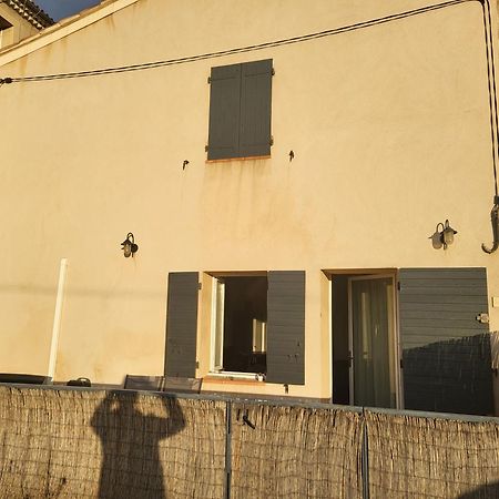 Jolie Maison Vue Sur Le Port Saint-Chamas Extérieur photo
